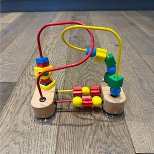 EUC Melissa and Doug Colorful Wooden Bead Maze Toy